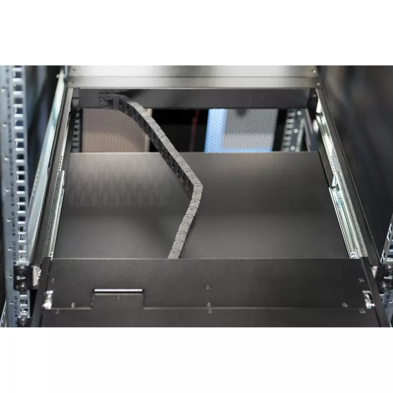Console KVM Digitus 19 pollici HD LCD 16 porte HDMI tastiera svizzera