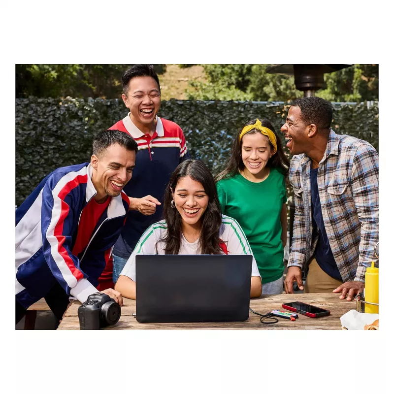 SanDisk - FIFA World Cup 2026 Edition - SSD - 1 TB - esterno (portatile) - USB 3.2 Gen 2 (connettore USB-C) (SDSSDE30F-1T00-G25)