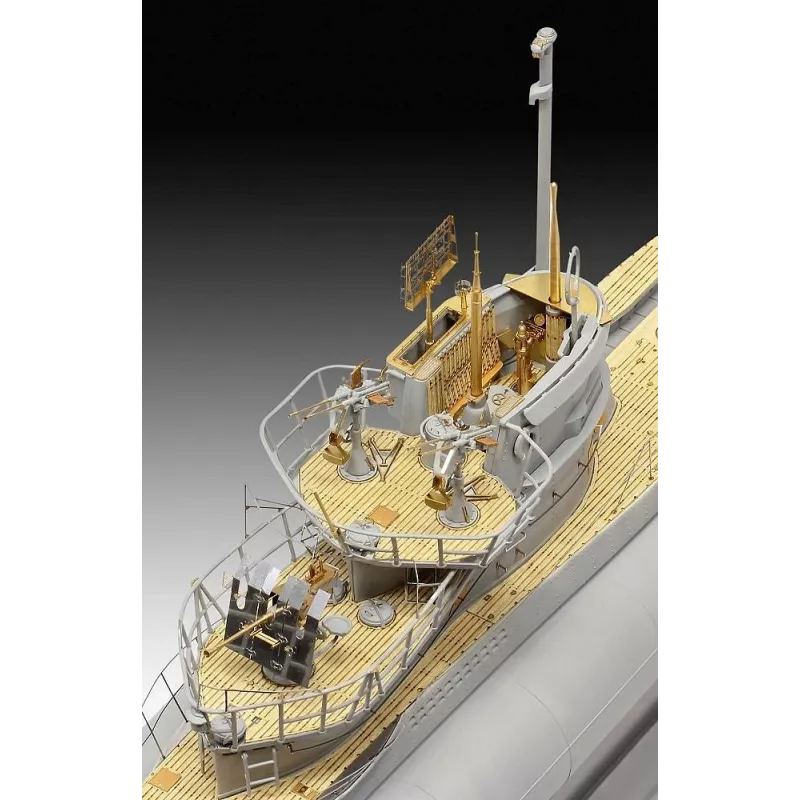 Kit modello in plastica REVELL sottomarino tedesco Tipo VII C/41 1:72