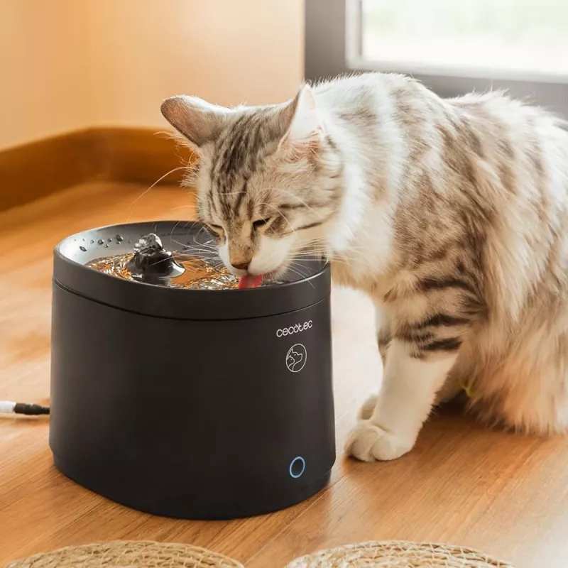Fontanella per animali CECOTEC Pumba 2500 Refresh Smart Pet Fountain, modello 9563