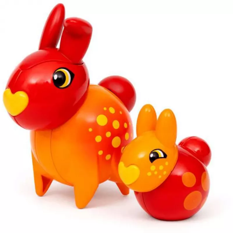 Flora - Zinnia & Peach, personaggio giocattolo