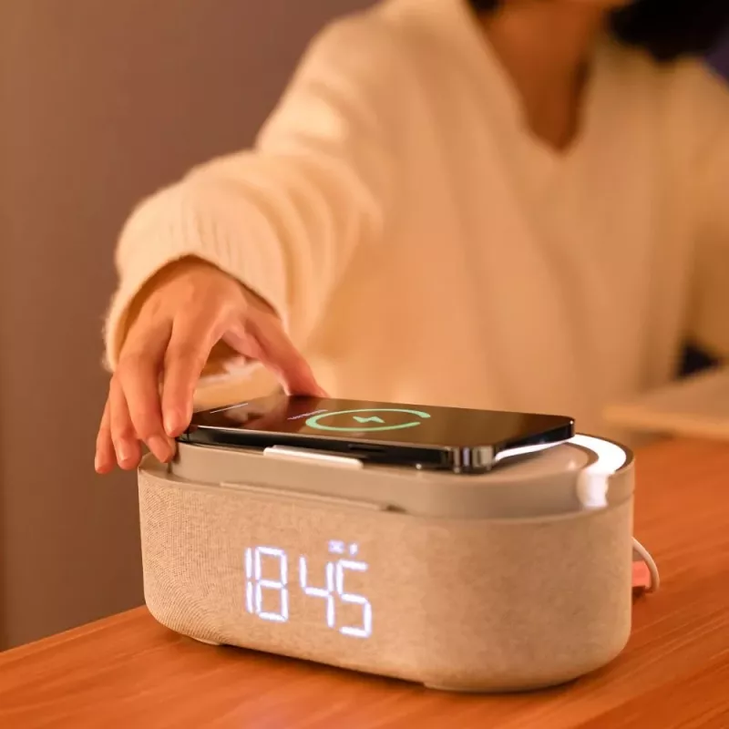 Sveglia radio digitale MANTA RDI920 Verona con sintonizzatore FM e sveglia