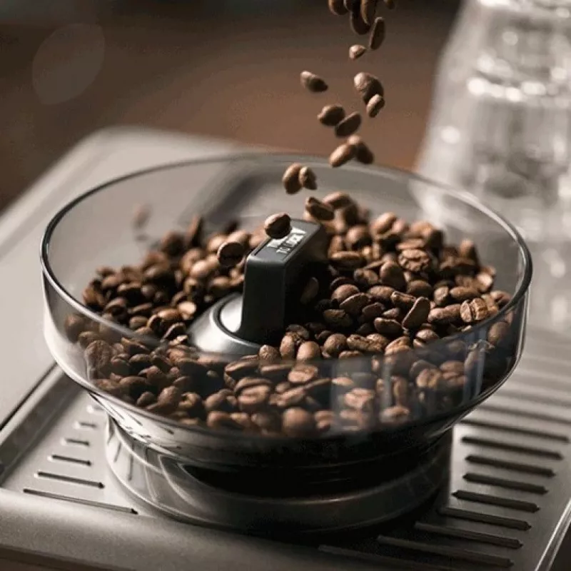 Sage Barista Touch Macchina per espresso automatica 2 L