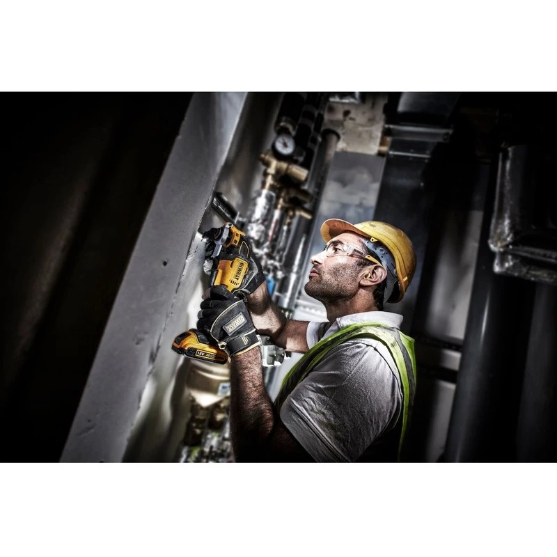 Multifunzione a batteria DeWalt DCS356N-XJ