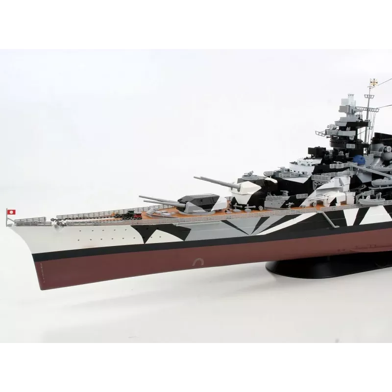 Modello in plastica nave REVELL Tirpitz scala 1:350