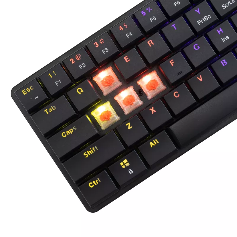 Tastiera meccanica White Shark Nagamaki nero — layout US, switch meccanici rossi