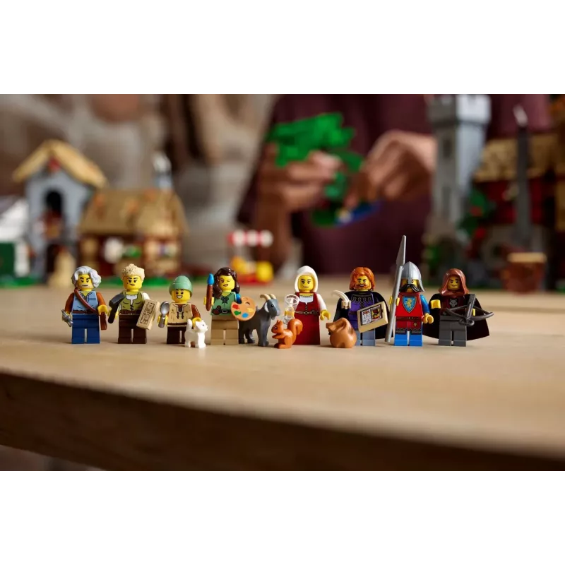LEGO ICONS 10332 Mercato medievale