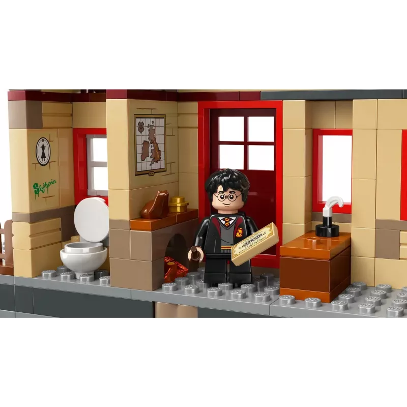 LEGO HARRY POTTER 76423 Hogwarts Express e stazione di Hogsmeade