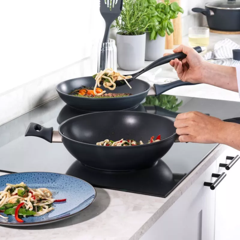 Wok Salter BW12267EU7 28 cm antiaderente, adatto all'induzione