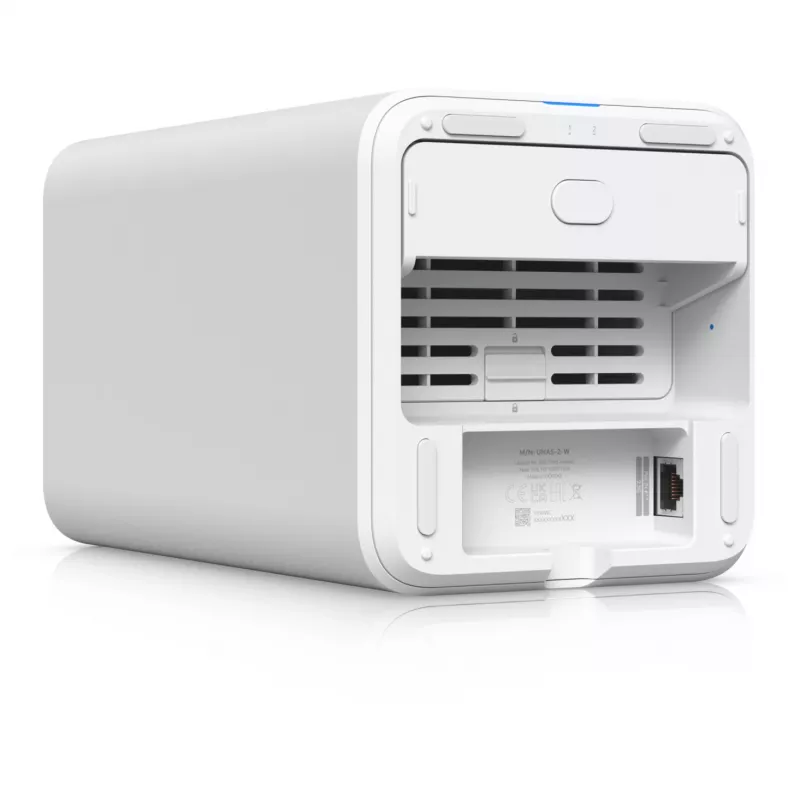 UGREEN NASync DXP4800 Plus bundle NAS 32TB con 4x HDD WD Red Plus 8TB