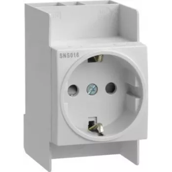 Presa Hager SNS016 bianco