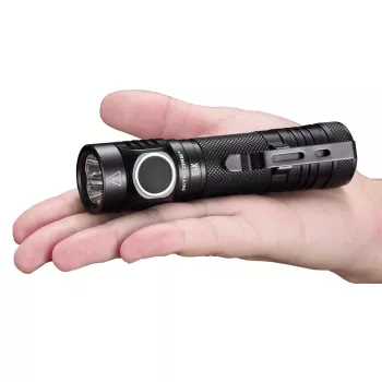 Torcia da tasca Explorer SERIES/4400 lumen E4K Nitecore
