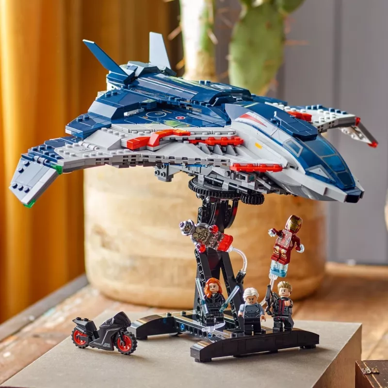 LEGO Marvel Super Heroes 76325 Avengers: Age of Ultron Quinjet, set di costruzioni, 1131 pezzi, 5 minifigure, 12+