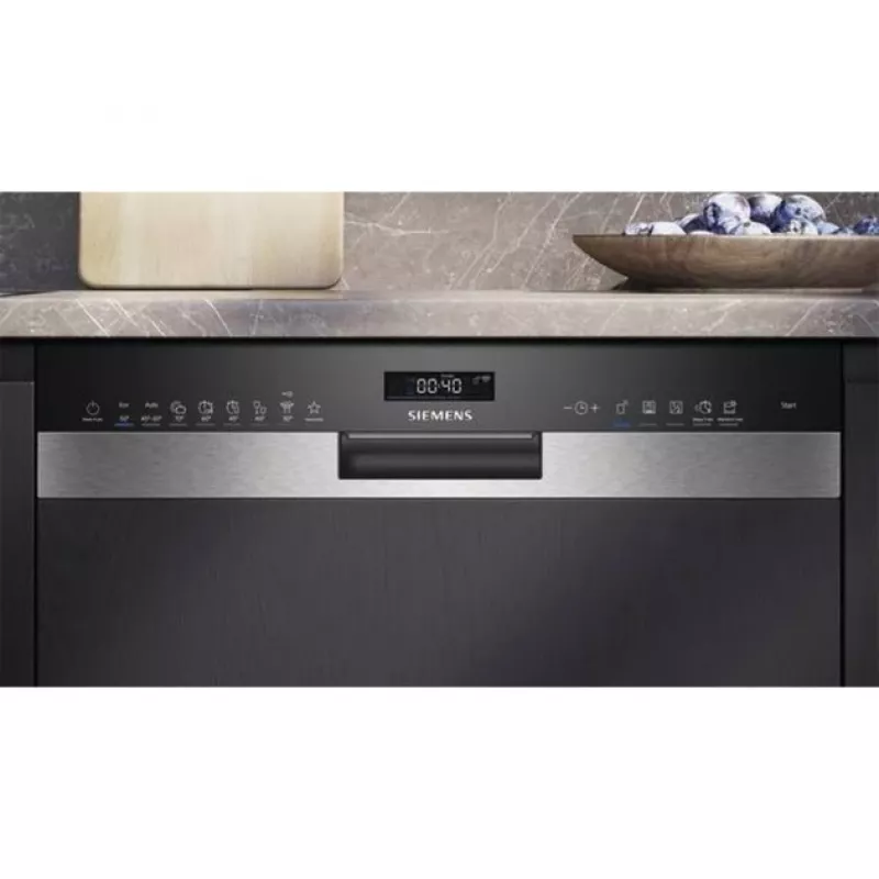 Lavastoviglie Siemens iQ500 SN55ES12CE semi-incasso 14 coperti