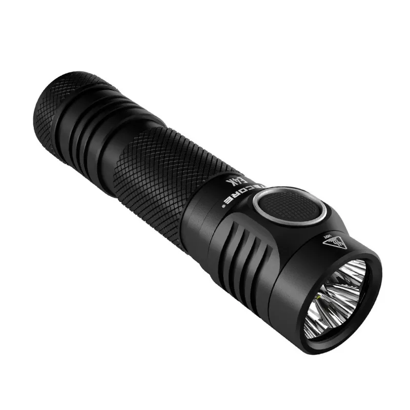 Torcia da tasca Explorer SERIES/4400 lumen E4K Nitecore