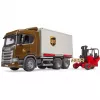 Camion logistico Scania Super 560R UPS con muletto