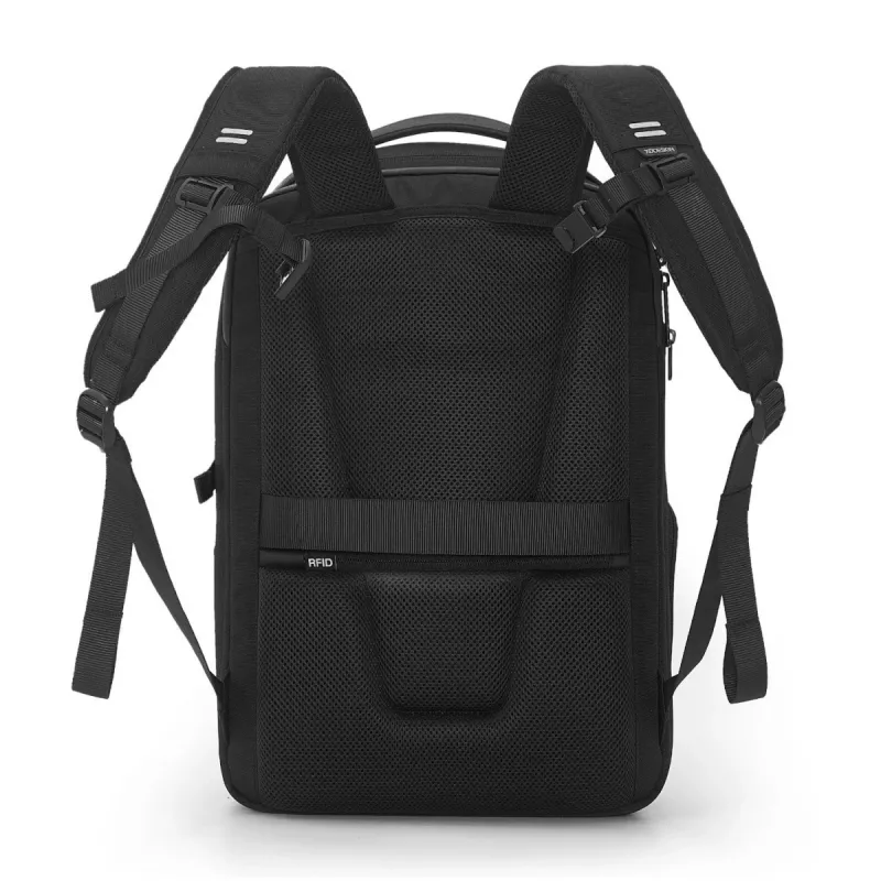 Zaino XDDESIGN Bizz nero — idrorepellente, leggero, modello P705.931