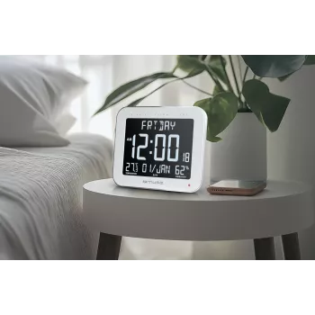 Muse M-090 WMC orologio digitale da parete/tavolo con sveglia, ampio display LCD con retroilluminazione automatica, temperatura e umidità interne, calendario, rettangolare, bianco
