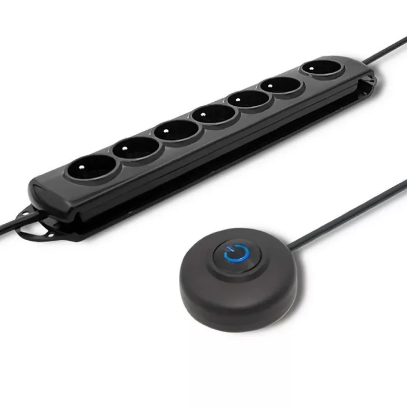 Protezione da sovratensione Qoltec 50171 nero 7 prese AC 230V 1,5m