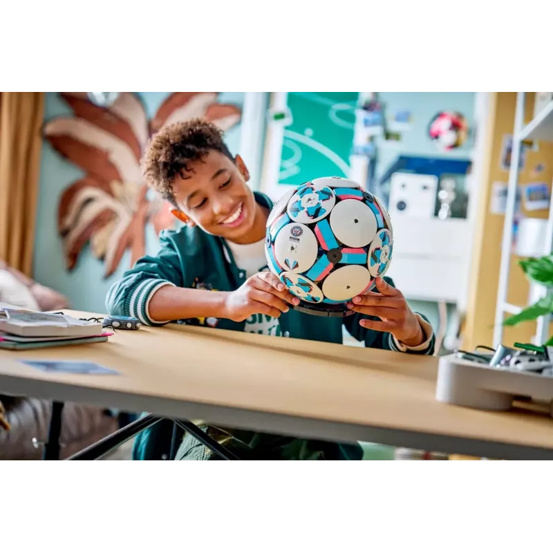LEGO EDITIONS 43019 Calcio