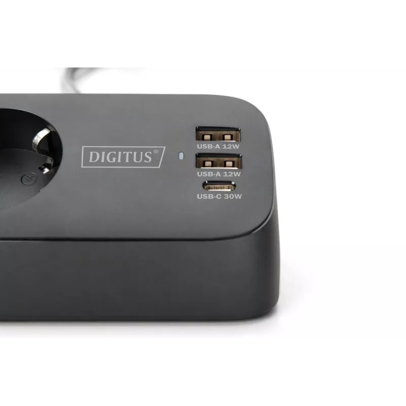 Ciabatta multipla DIGITUS 3 prese con 2×USB-A & 1×USB-C, 3 prese AC Tipo E/F, cavo 1,5 m, nero