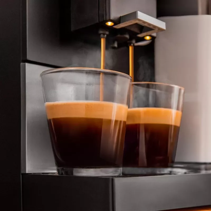 Macchina per espresso CECOTEC Cremmaet Compactccino Connected 1460W nero