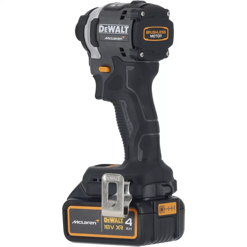18V XR avvitatore a impulsi 2x4Ah McLaren