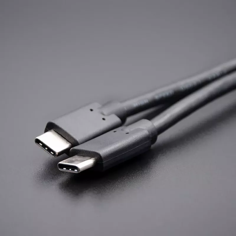 Connettore maschio USB 3.1 Type-C a connettore maschio USB 3.1 Type-C