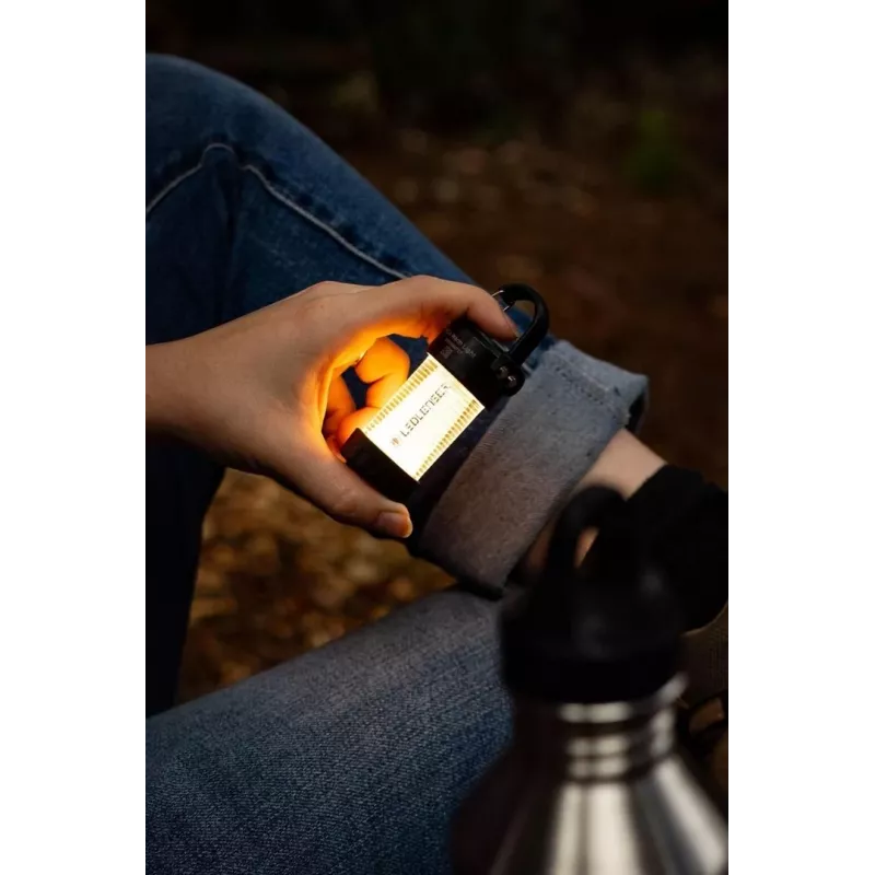 Lanterna da campeggio a batteria Ledlenser ML4 Warm Light