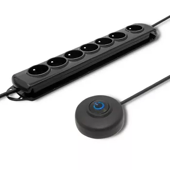 Protezione da sovratensione Qoltec 50171 nero 7 prese AC 230V 1,5m