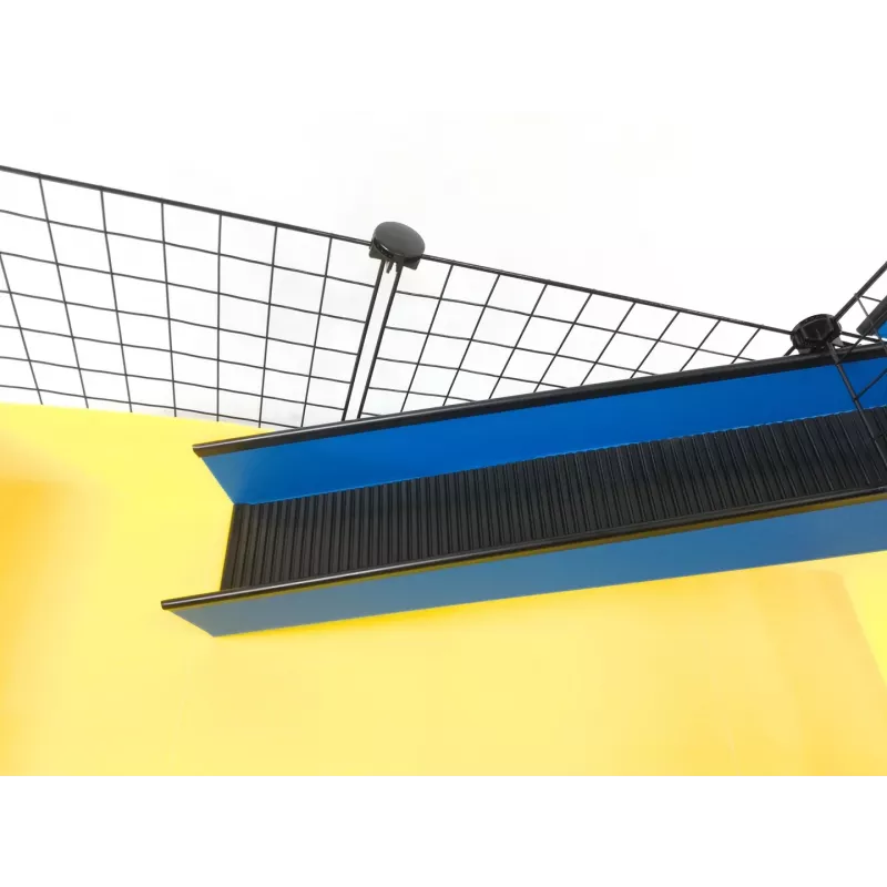 Gabbia modulare C&C a un piano 4x2 + soppalco 2x1 + rampa nera