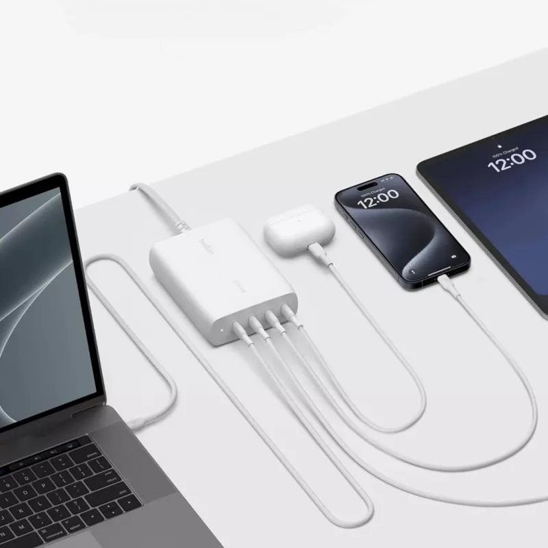 Belkin BoostCharge Pro caricabatterie da parete GaN USB-C a 4 porte da 200 W, bianco (WCH015VFWH)