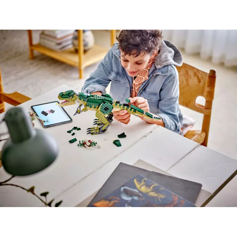 Giocattolo da costruzione LEGO Creator 3-in-1 kit T.Rex, 626 pezzi, 150 mm di altezza, età 9+