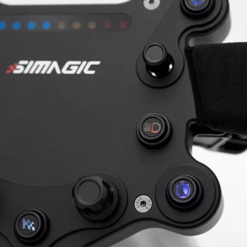 Simagic GTS Alcantara S202 — volante per sim racing rivestito in Alcantara, modello S202