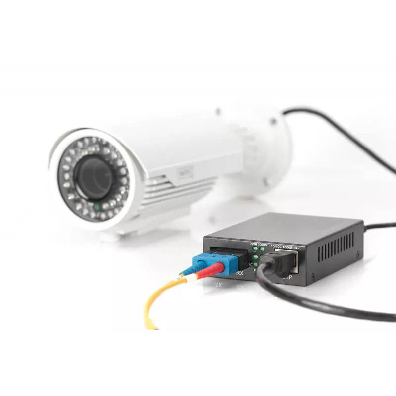 Digitus convertitore di media Gigabit PoE, RJ45 / SC, MM, PSE
