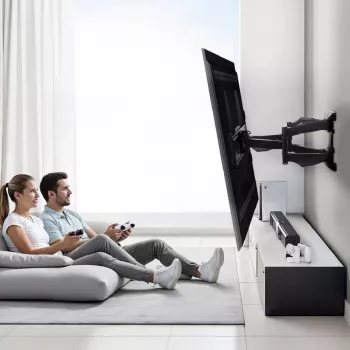 Supporto TV da parete MACLEAN MC-781 per schermi da 66–177,8 cm (26–70 pollici), inclinabile -12–2°, VESA 100x100–400x400, portata max 45 kg, nero