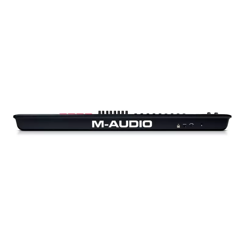 Tastiera MIDI M-Audio Oxygen 61 MKV – controller USB 61 tasti con 16 pad, 8 manopole, display, pitch bend (nero)