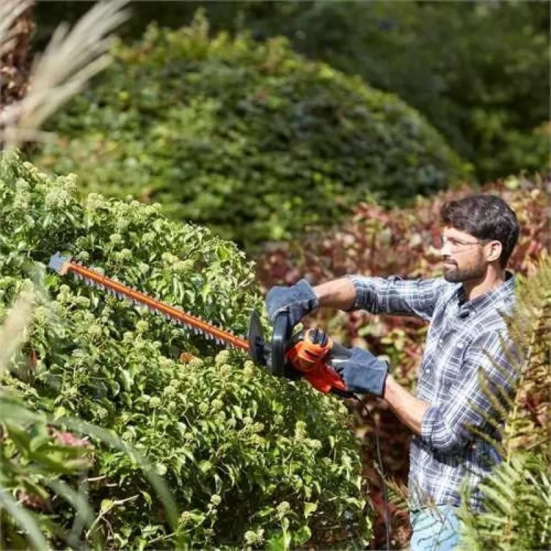 Tagliasiepi Black & Decker BEHTS401