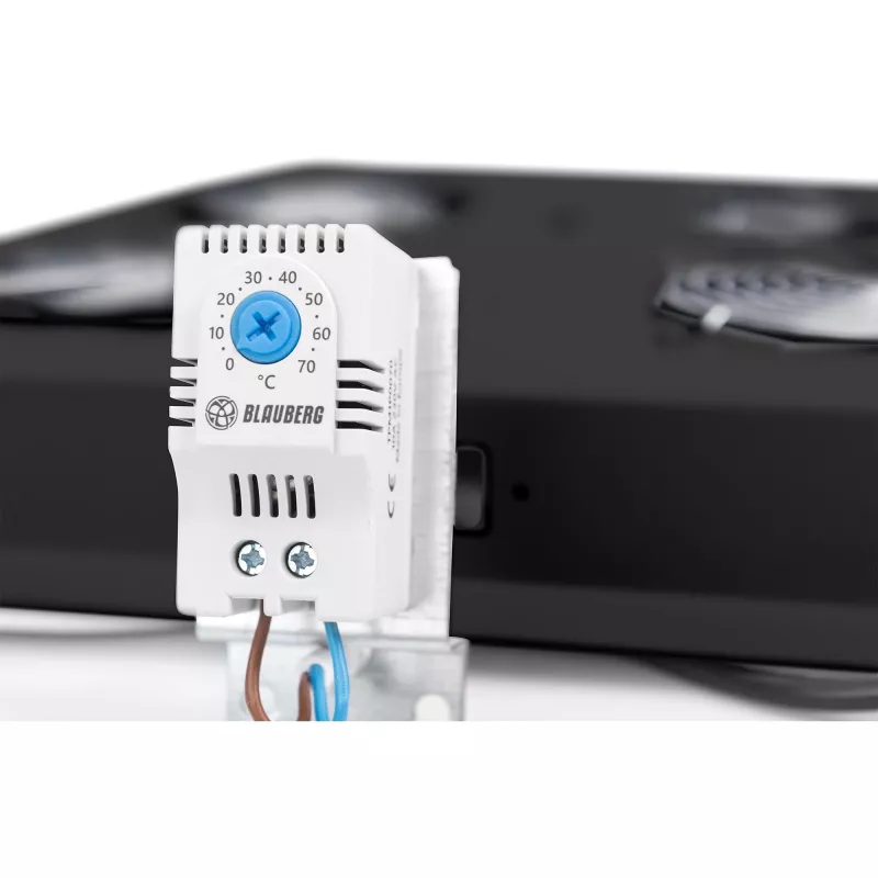 Unità di raffreddamento a tetto Digitus DN-19 FAN-4-B-N