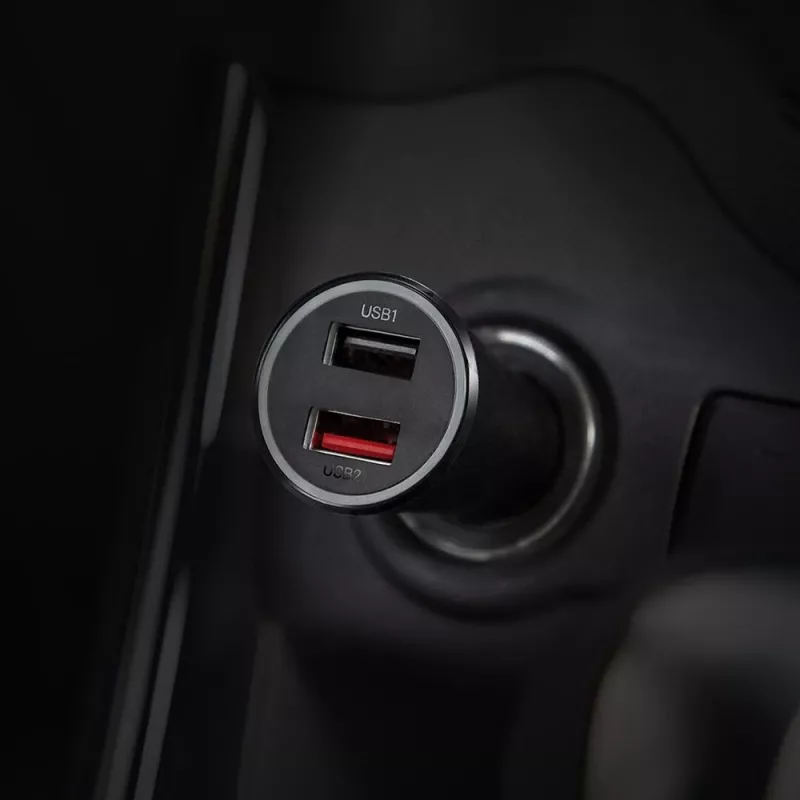 Xiaomi caricabatterie da auto dual port 37 Watt nero, nero