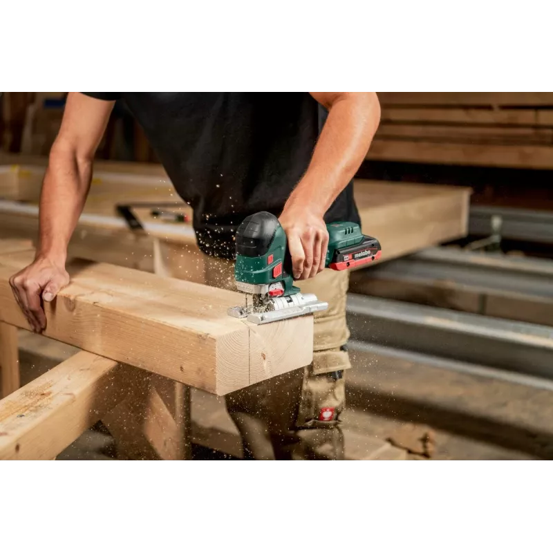 Seghetto alternativo Metabo STA 18 LTX 150 BL 3500 colpi/min 1,9 kg
