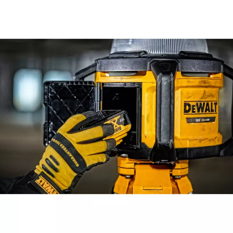 Faro da lavoro a batteria DeWalt