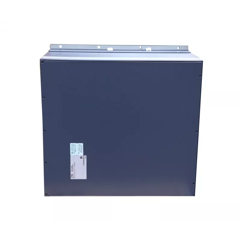 OLT ZTE C600 GPON con 2x uplink SFP, 2x XFT-O, 2x porte PON/router
