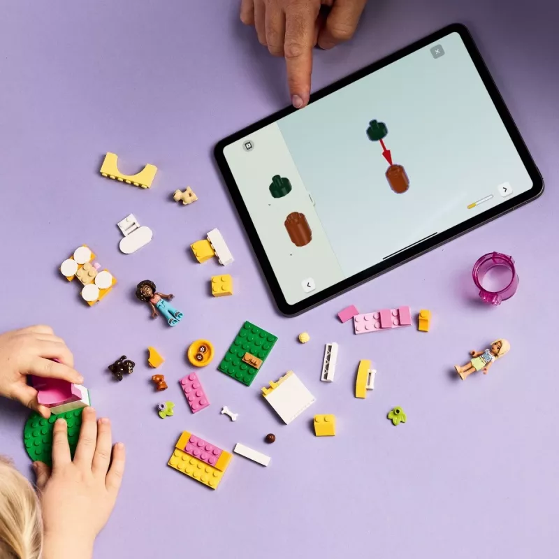 Giocattolo da costruzione LEGO Friends Parco giochi per cuccioli set 42665, 66 pezzi, 2 minifigure, età 4+