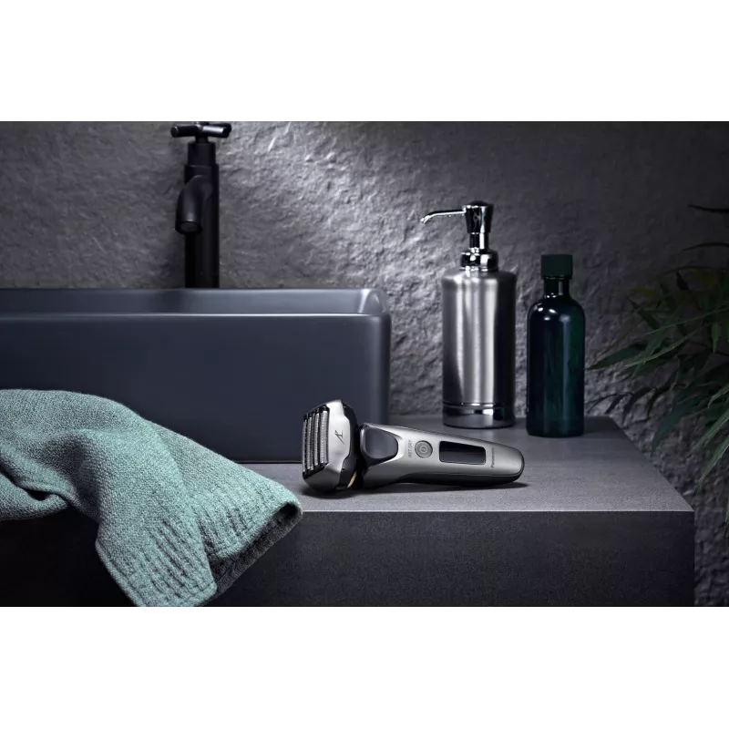 Rasoio a lamina Panasonic ES-LV69 nero argento acciaio inox litio-ione