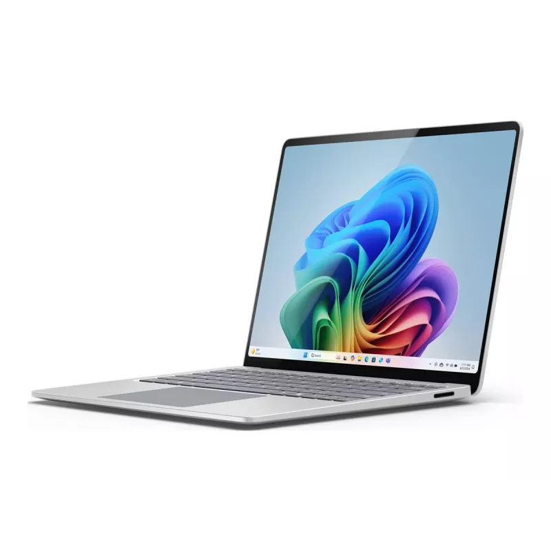 Notebook Microsoft Surface Laptop da 13 pollici, Snapdragon X Plus (8 core), 16 GB, 512 GB SSD, Platino