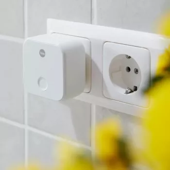 Bridge Wi‑Fi Yale ConnectX 05/402100/WH, 2,4 GHz 802.11n, Bluetooth 5.0, portata Wi‑Fi 20 m, supporta fino a 4 utenti