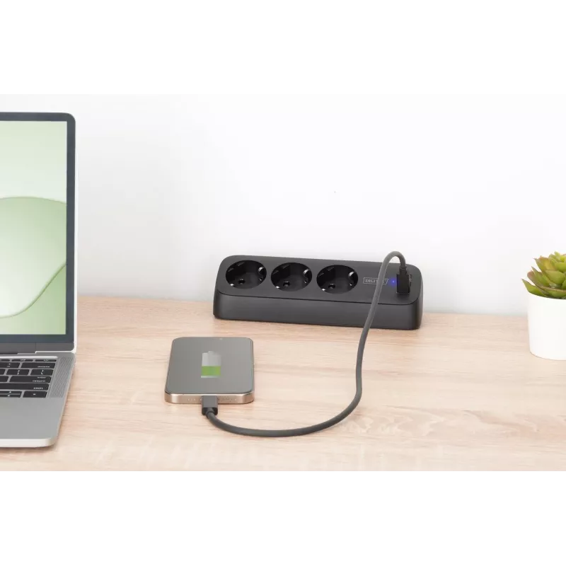 Ciabatta multipla DIGITUS 3 prese con 2×USB-A & 1×USB-C, 3 prese AC Tipo E/F, cavo 1,5 m, nero