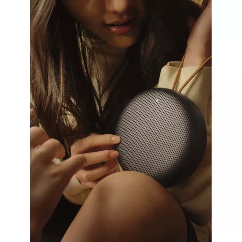 Bang & Olufsen Beosound A1 2nd Gen 1734002 altoparlante, nero