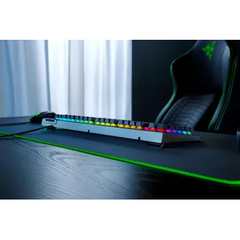 Razer BlackWidow V4 X tastiera gaming cablata, cirillica, switch Yellow, nera